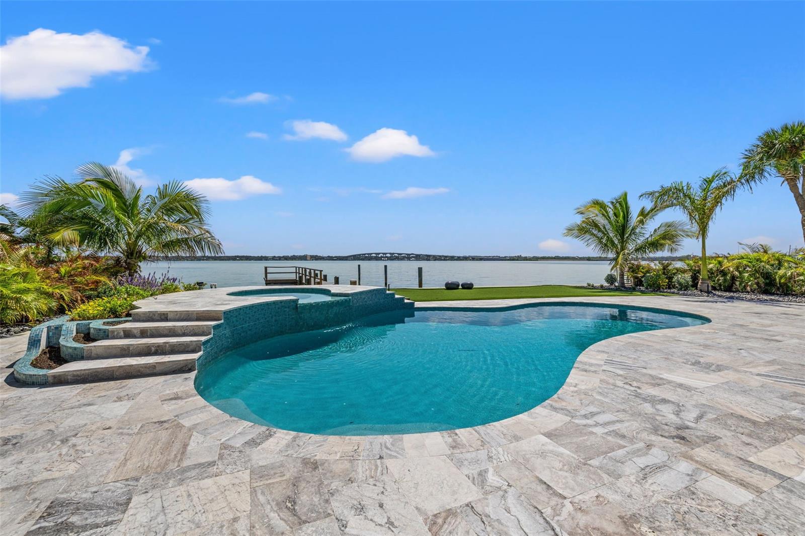 BELLEAIR BEACH YACHT CLUB ESTATES - Residential