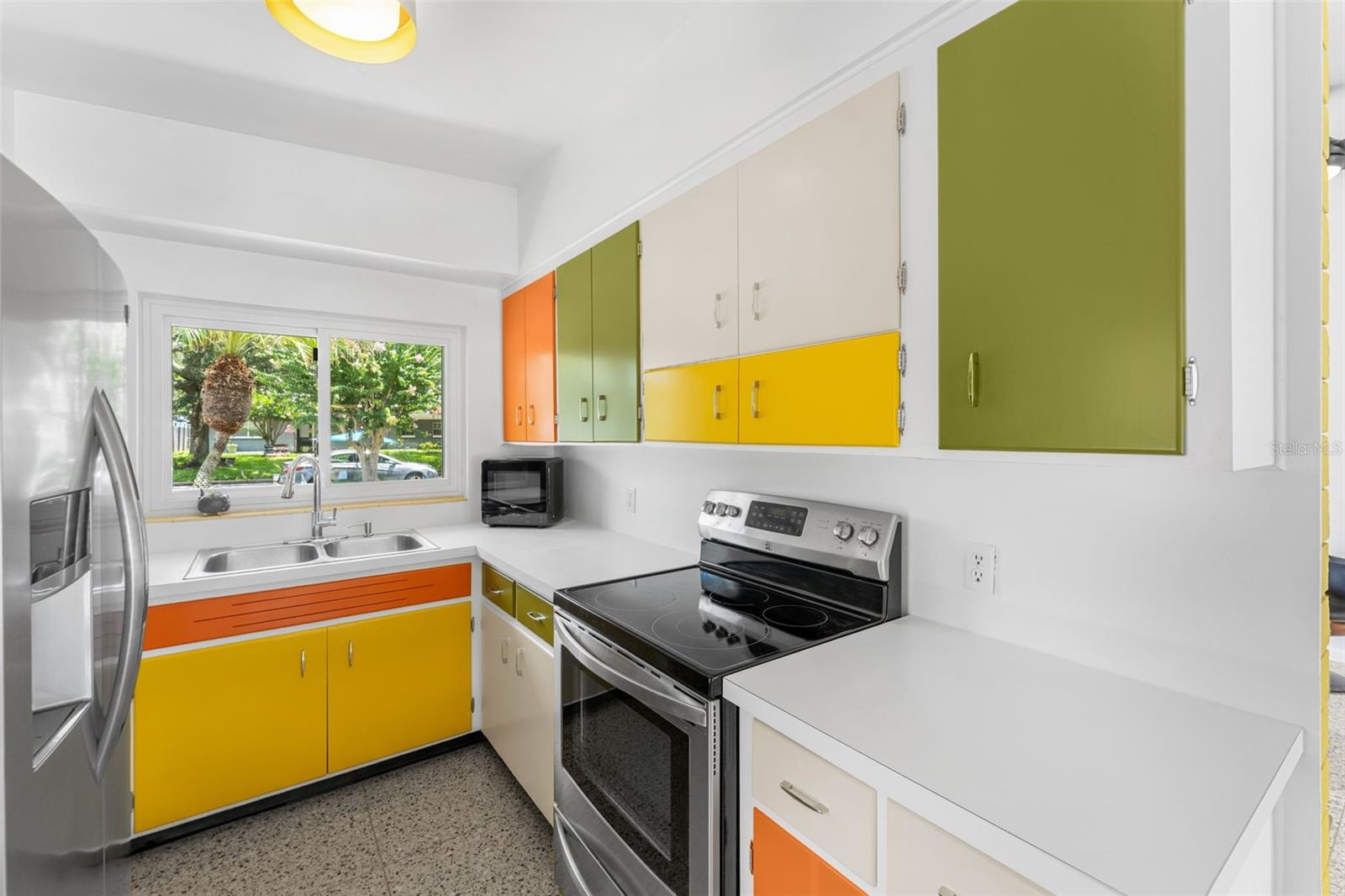 ARDSLEY MANOR SUB - Residential