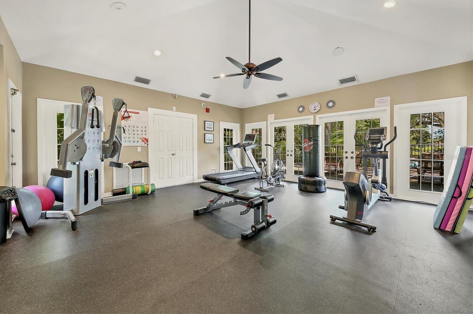 LAKES ESTATES 3 OF SARASOTA - Residential