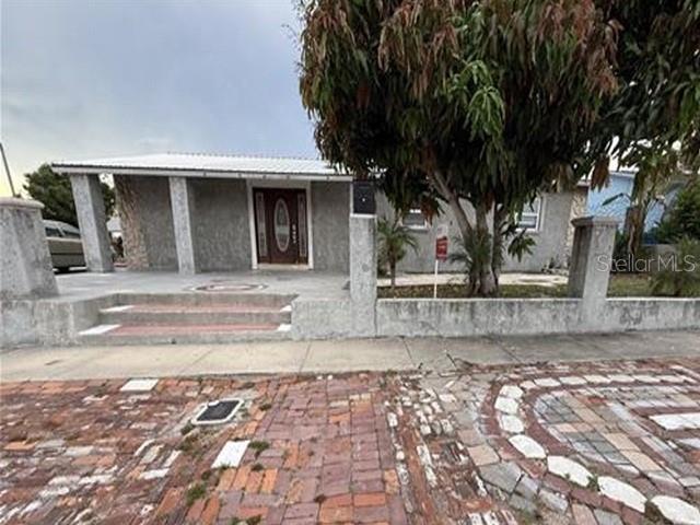 Auction Property. This affordable ranch home offers 3 beds, 1 bath, living room, dining room, open kitchen and is ready for your updates. Repairs will be needed throughout to include floors, and other cosmetic updates. Property is sold as-is with NO property disclosure, or inspection reports. NO inspection contingency or repairs. Complete all due diligence.