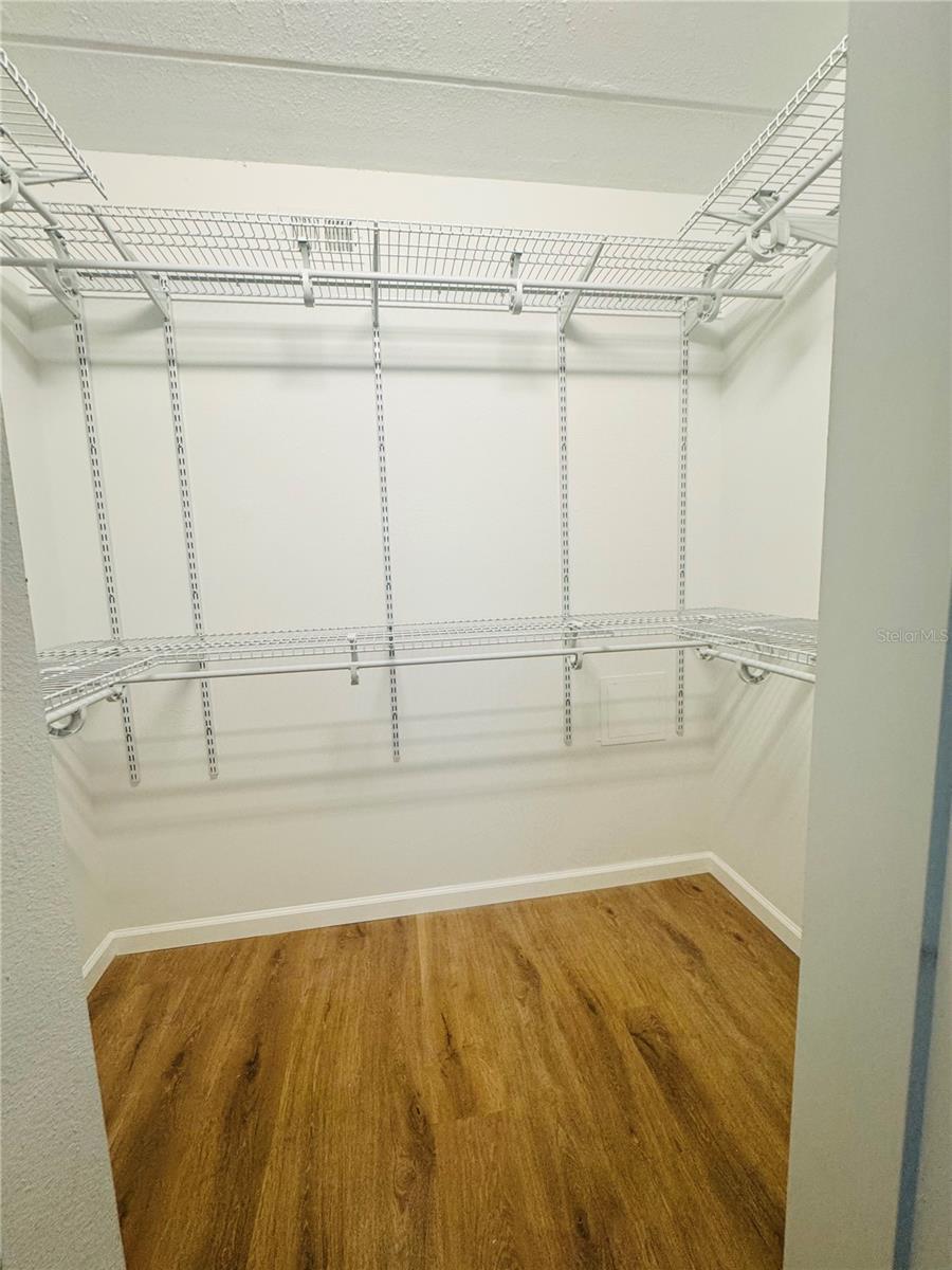 MEADOWS CONDO AT EAST LAKE WOODLANDS - Residential Lease