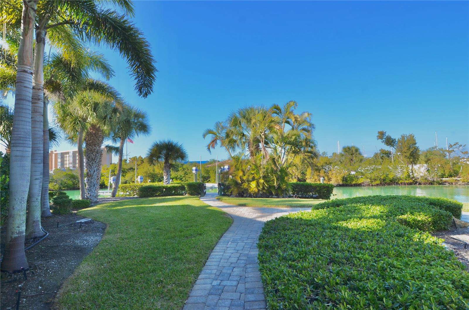LA GUNA PARK - Residential