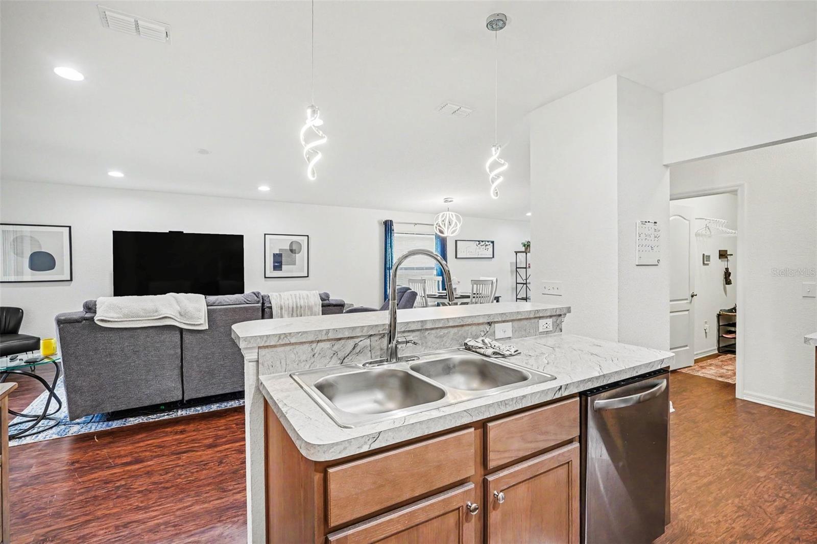 CAMPBELL XING - Residential