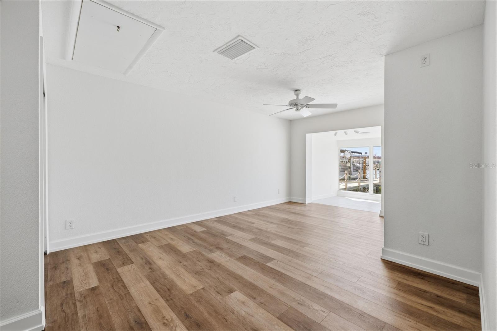 BOCA CIEGA POINT EAST - Residential