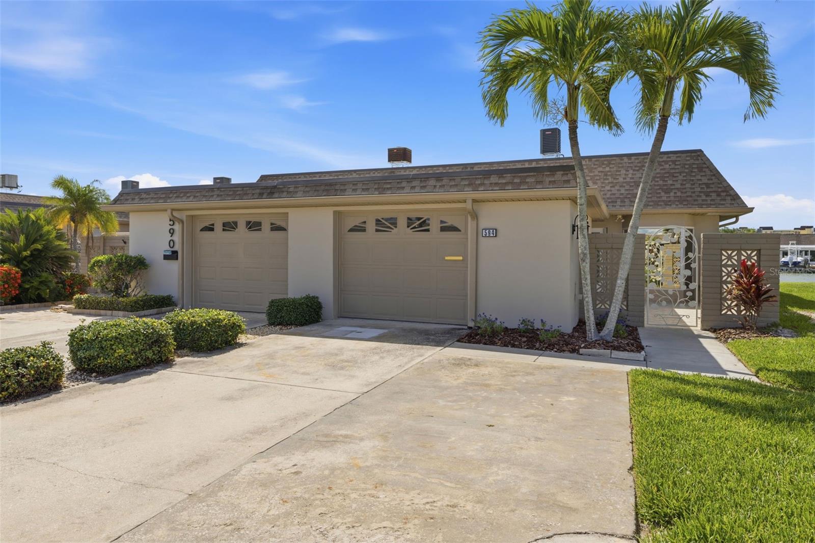 BOCA CIEGA POINT EAST - Residential