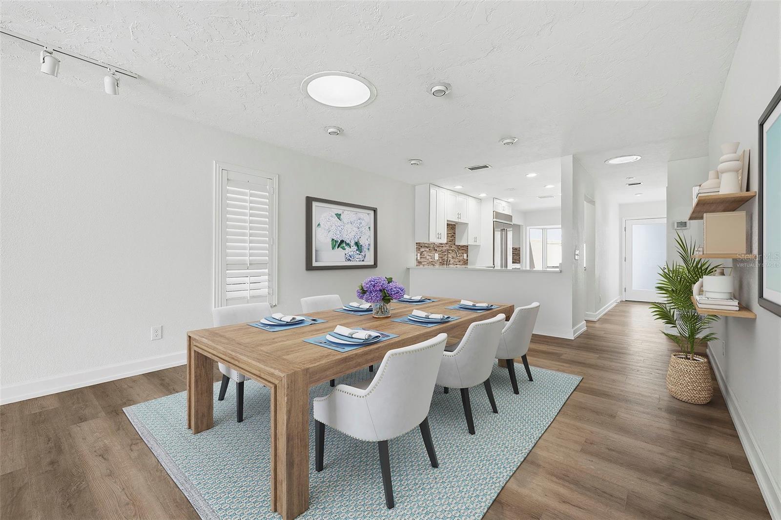 BOCA CIEGA POINT EAST - Residential