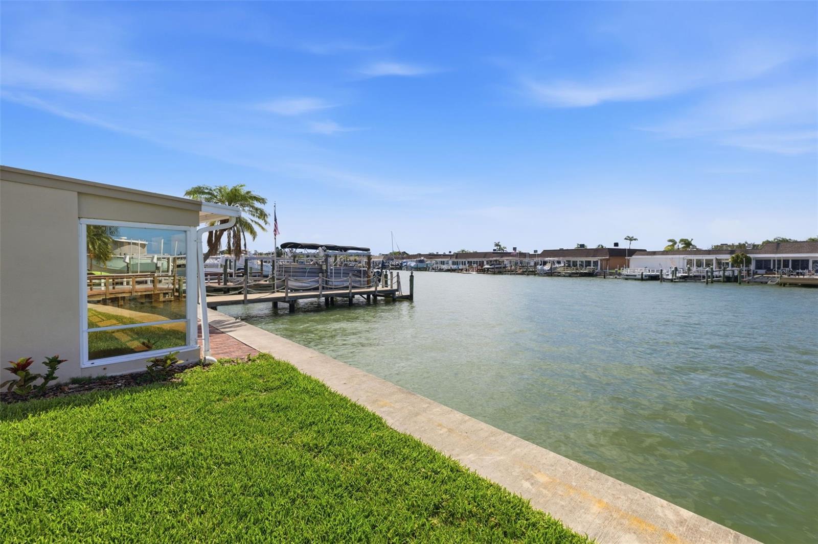 BOCA CIEGA POINT EAST - Residential