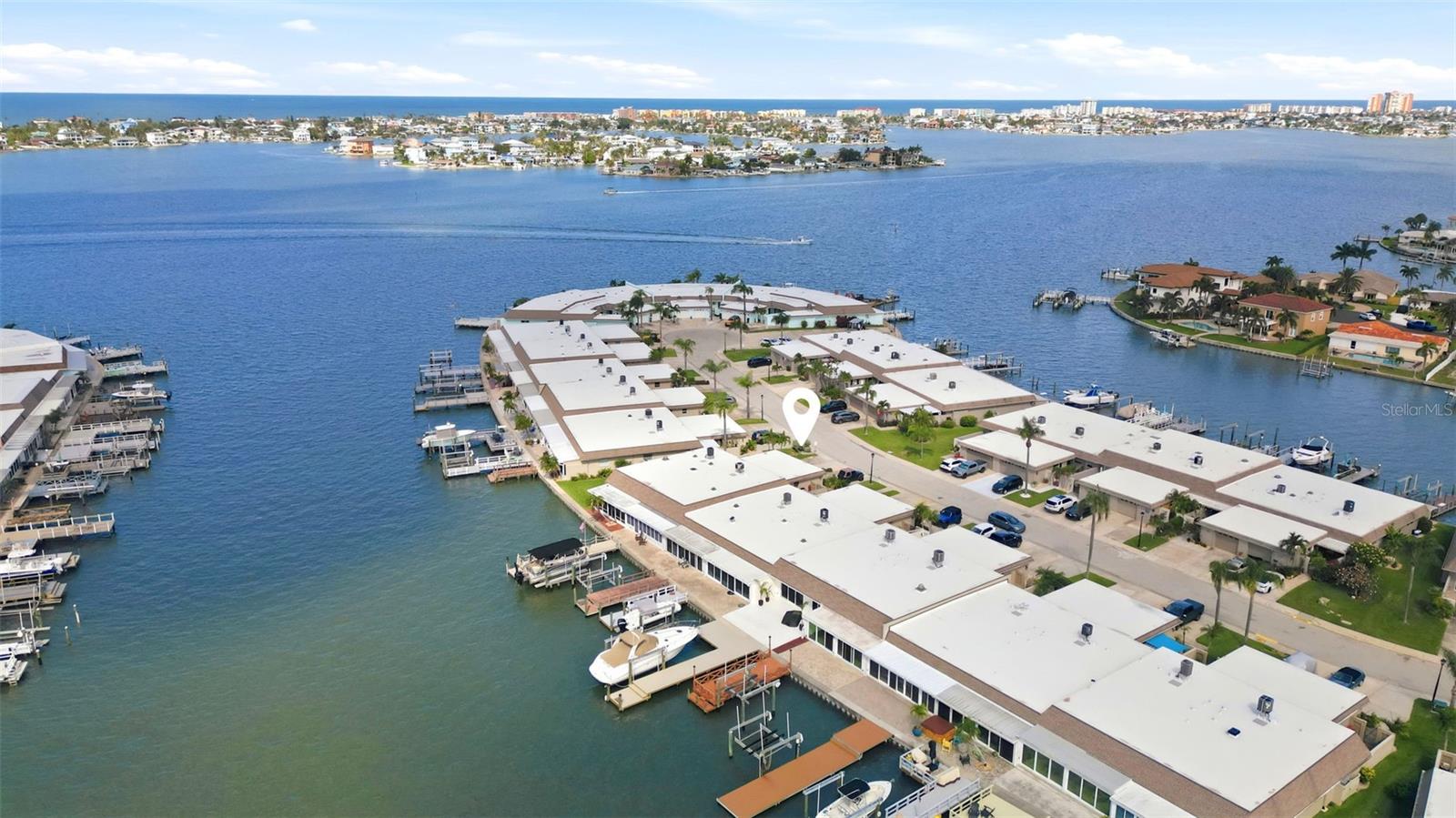 BOCA CIEGA POINT EAST - Residential