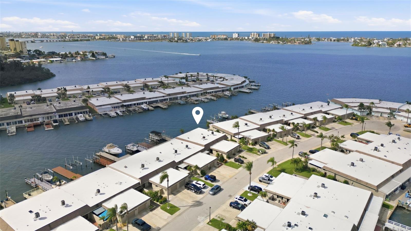 BOCA CIEGA POINT EAST - Residential
