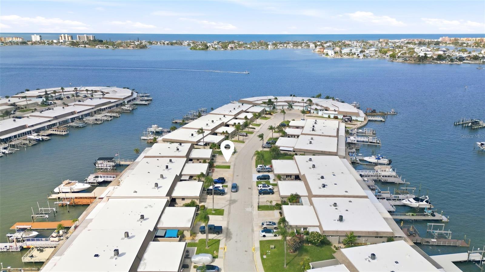 BOCA CIEGA POINT EAST - Residential