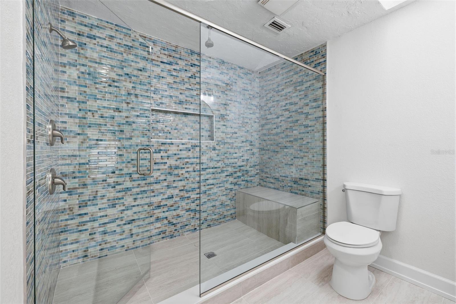 BOCA CIEGA POINT EAST - Residential