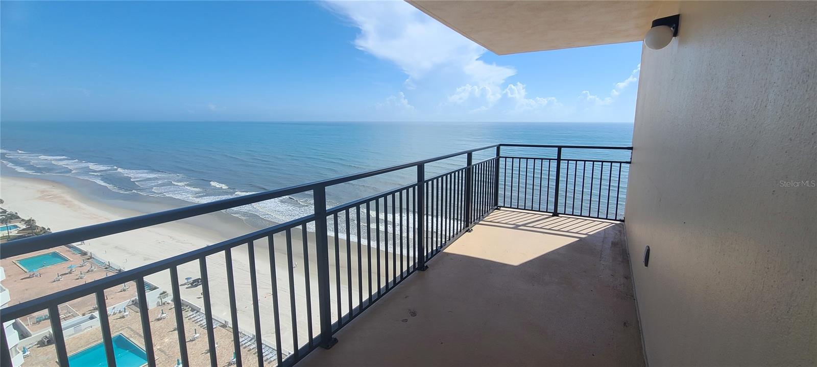 OCEAN 01 CONDO - Residential Lease