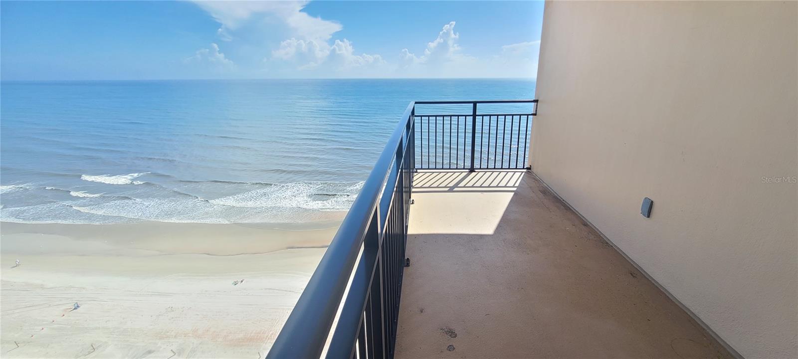 OCEAN 01 CONDO - Residential Lease