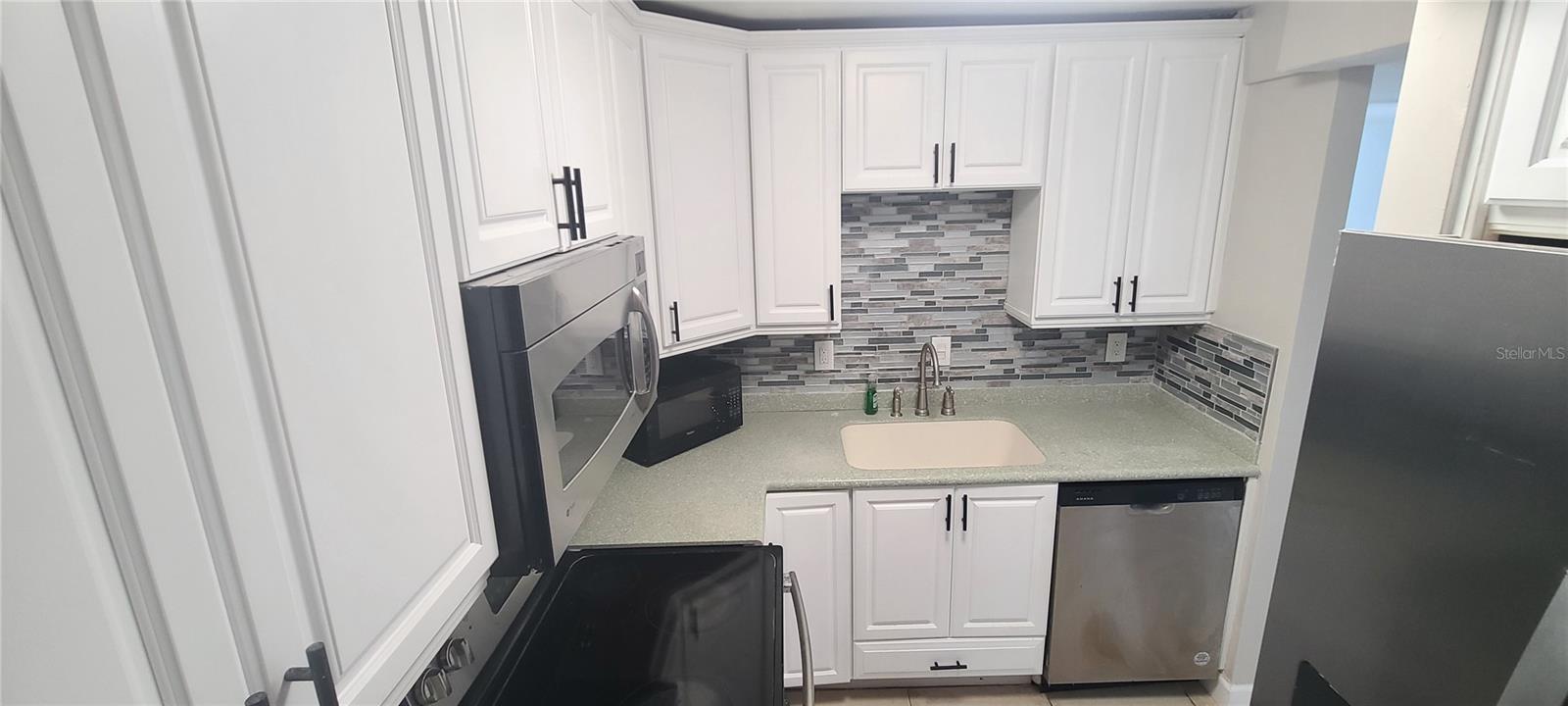 OCEAN 01 CONDO - Residential Lease