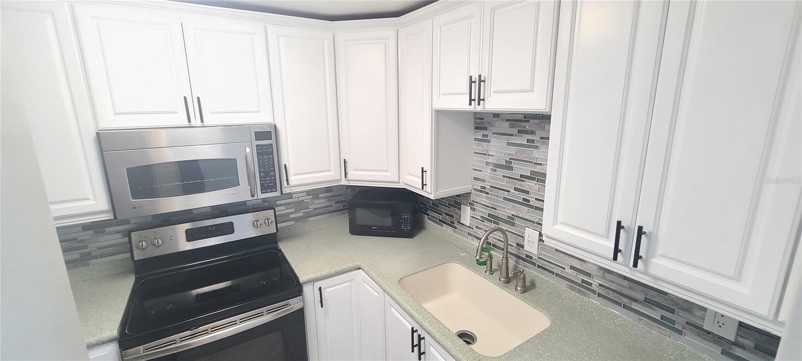 OCEAN 01 CONDO - Residential Lease