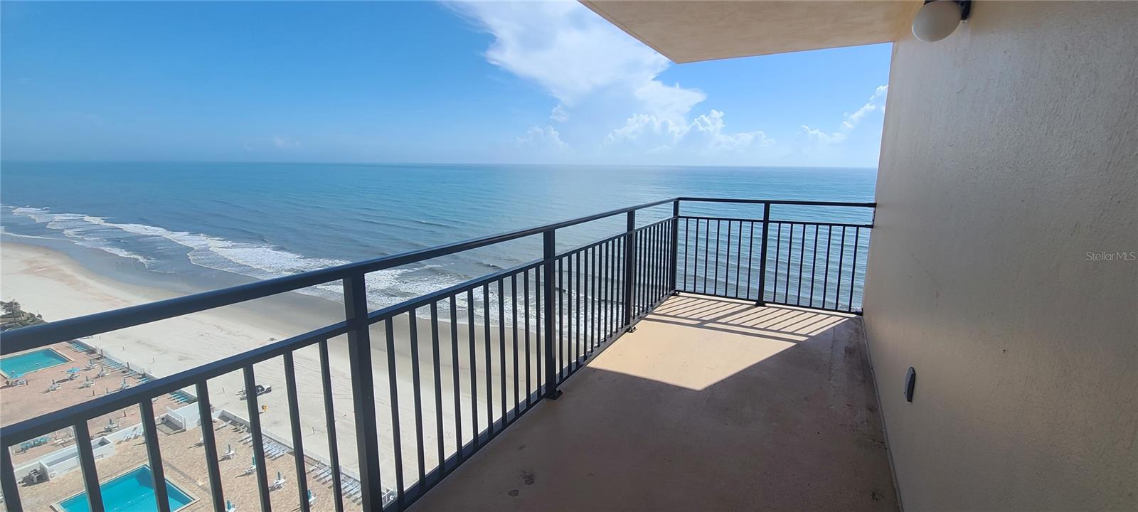 OCEAN 01 CONDO - Residential Lease