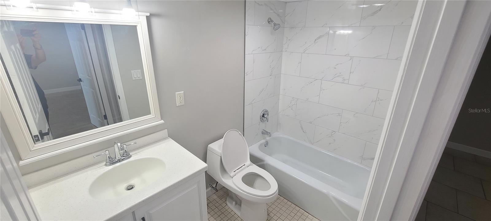 OCEAN 01 CONDO - Residential Lease