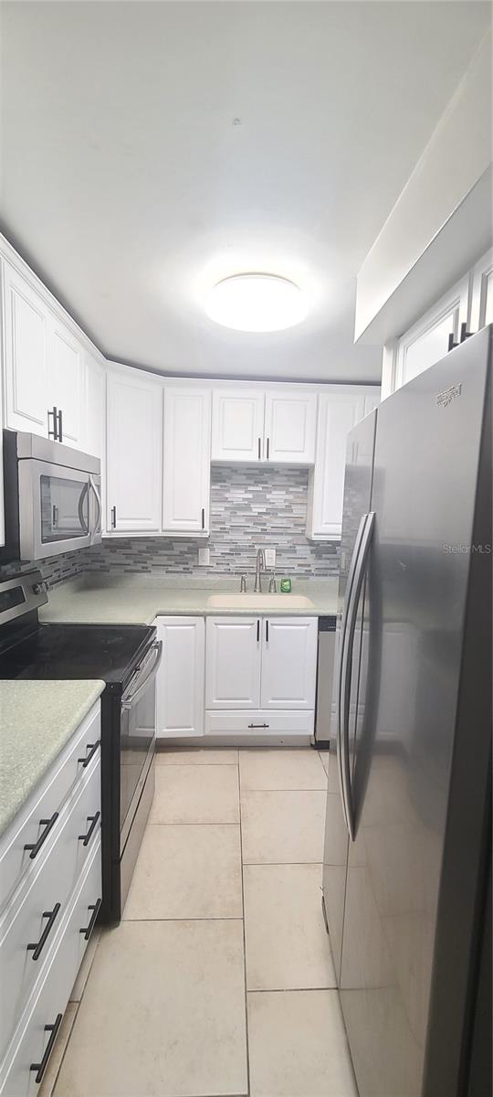 OCEAN 01 CONDO - Residential Lease