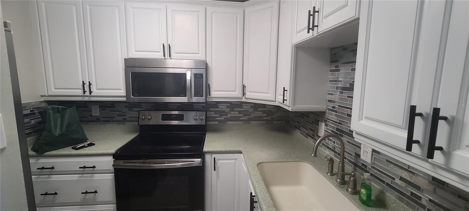 OCEAN 01 CONDO - Residential Lease