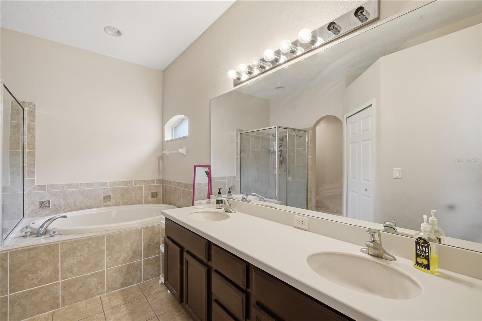 ASBEL CREEK - Residential