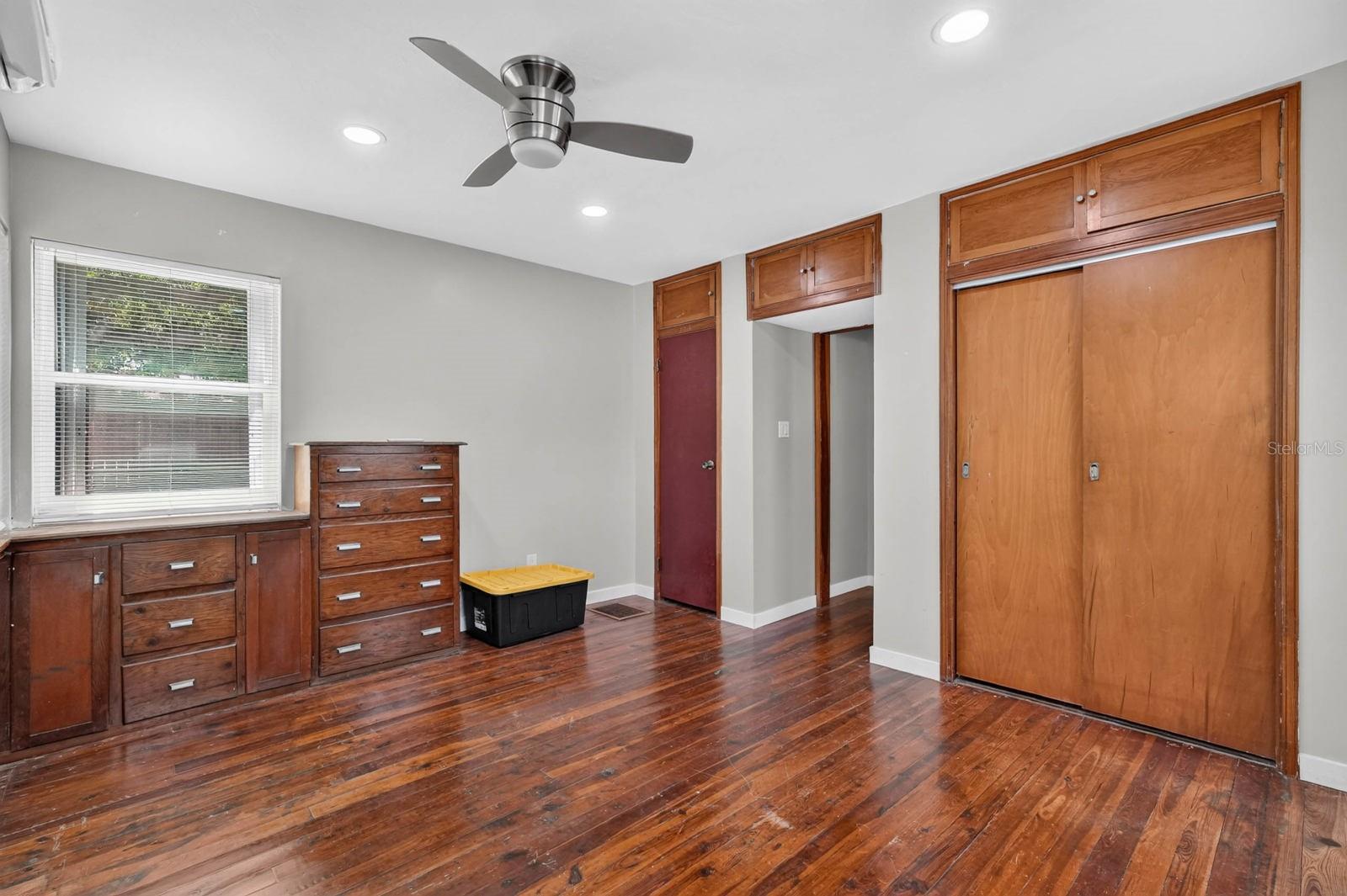 SCHNEES REP ATLANTIC CITY - Residential