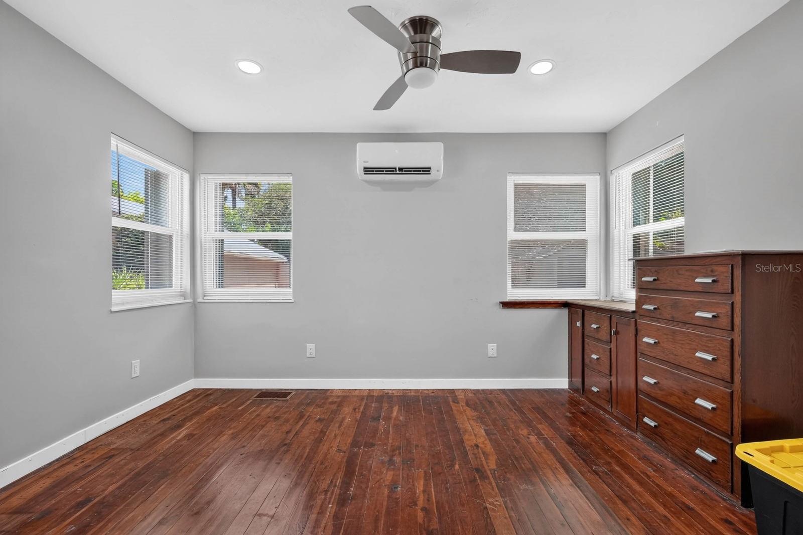 SCHNEES REP ATLANTIC CITY - Residential