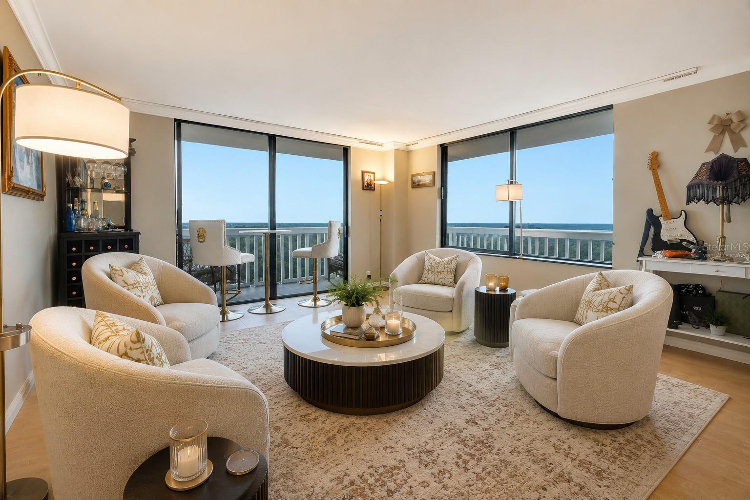 PARK LAKE TOWERS - Residential