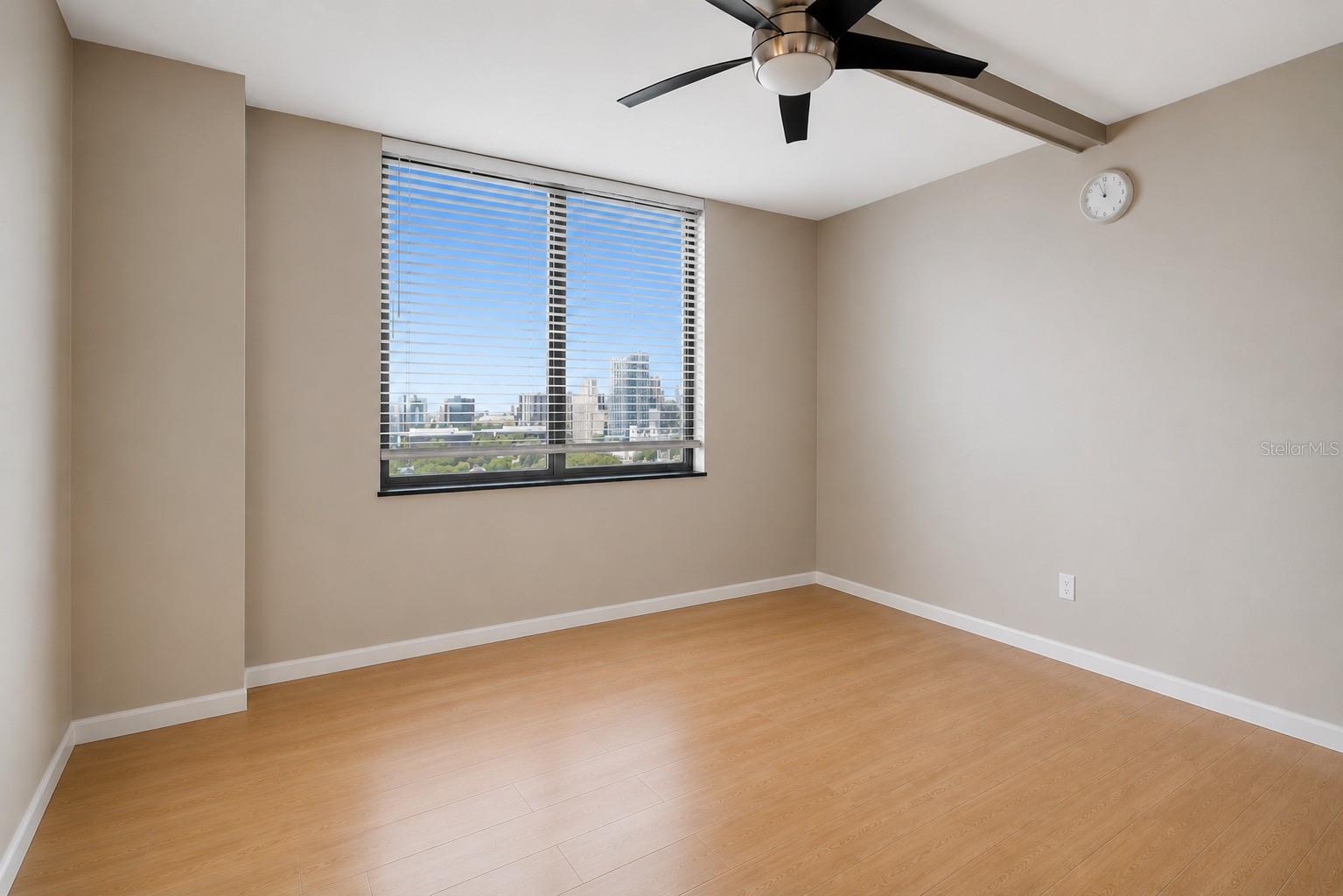 PARK LAKE TOWERS - Residential