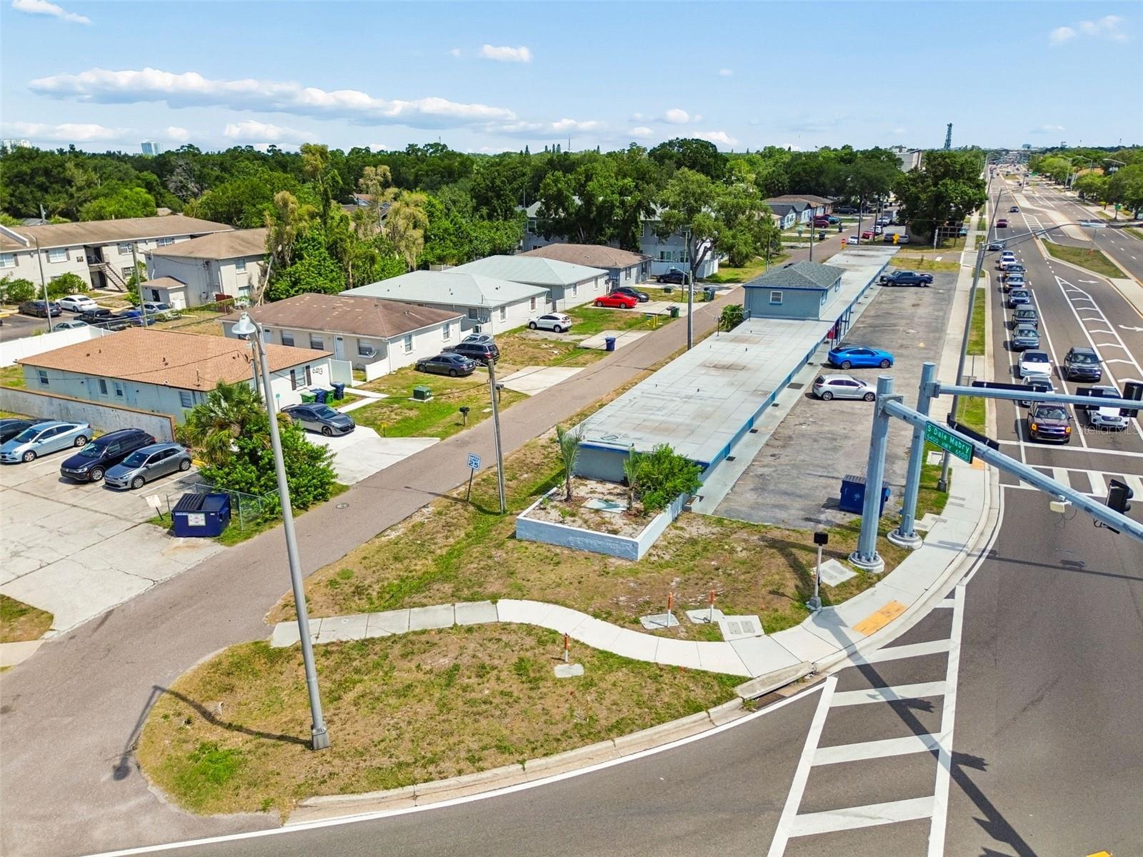 SUNSET ADD - Commercial Sale