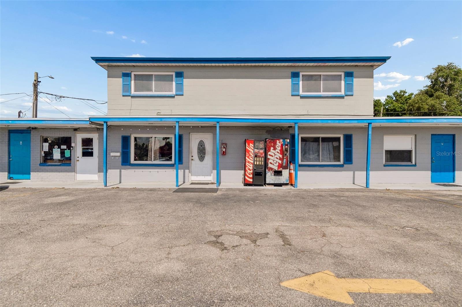 SUNSET ADD - Commercial Sale