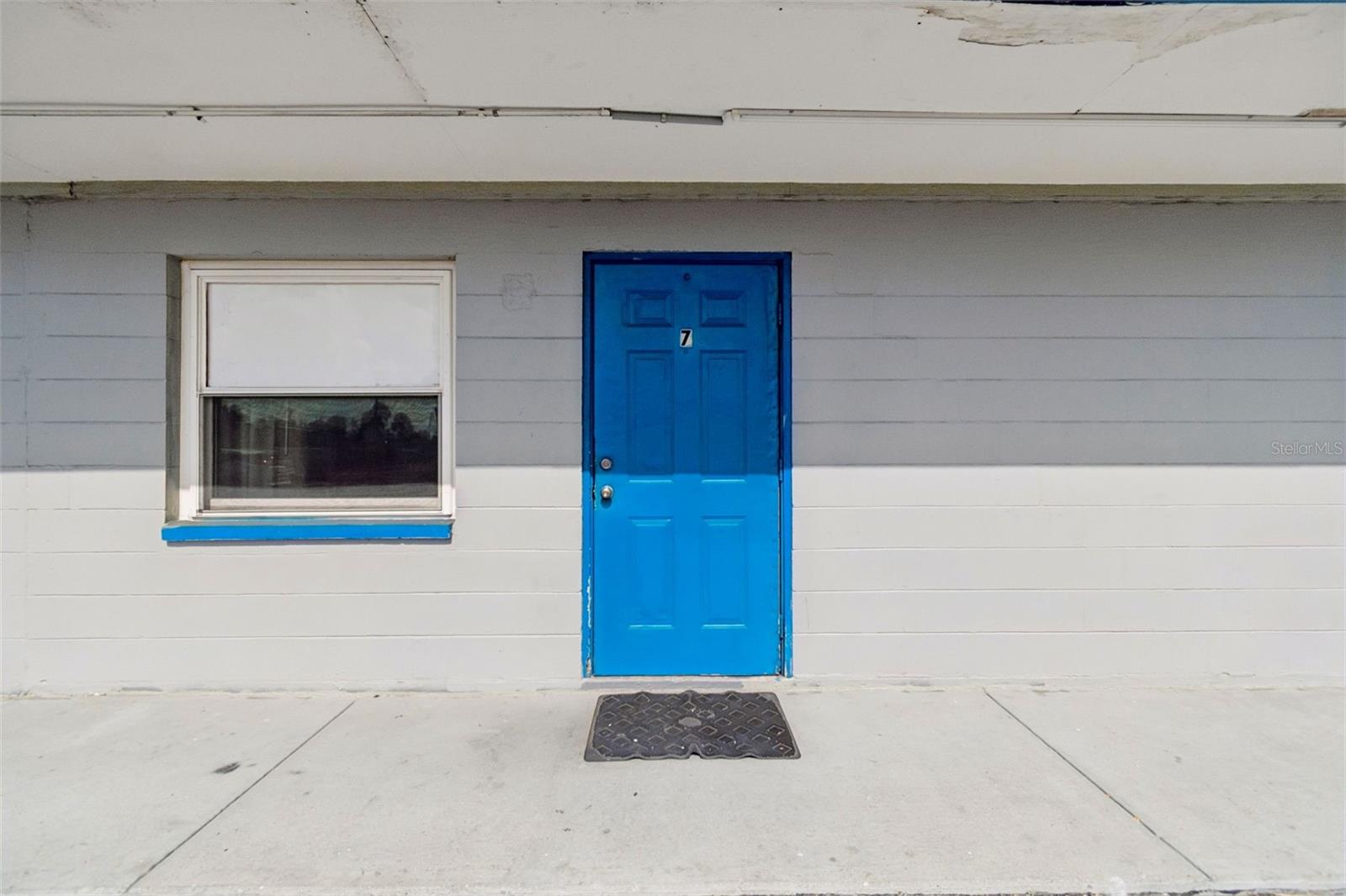 SUNSET ADD - Commercial Sale