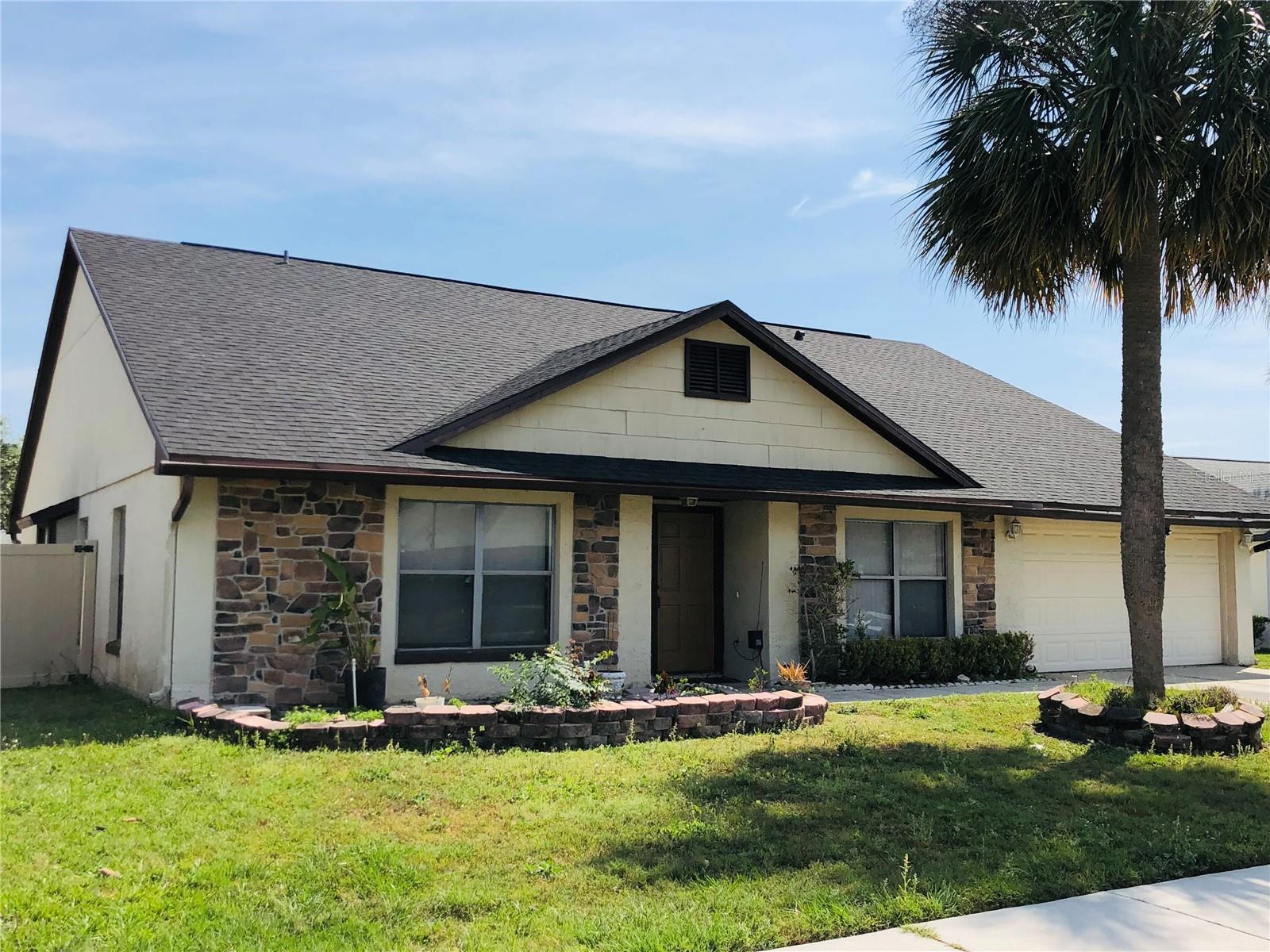 This 4 bed 2.5 bath house is located in the coveted community of Alafaya Woods. It boasts of a split plan, with a formal dining room, separate family room, open kitchen, and large living room with vaulted ceilings. The large backyard is fully fenced, with storage shed. Perfect location, with good schools. Close to UCF, the expressways, shopping and restaurants. Do not miss it and call for a showing today.