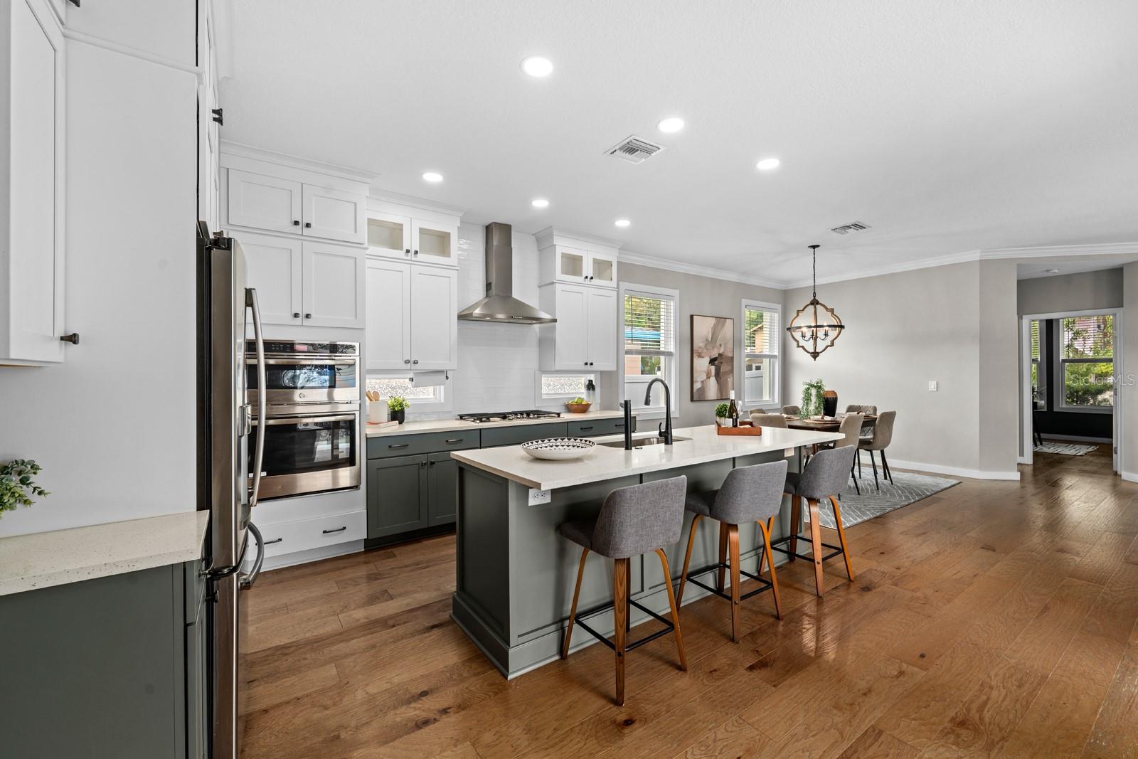HOXIES A E SUB - Residential