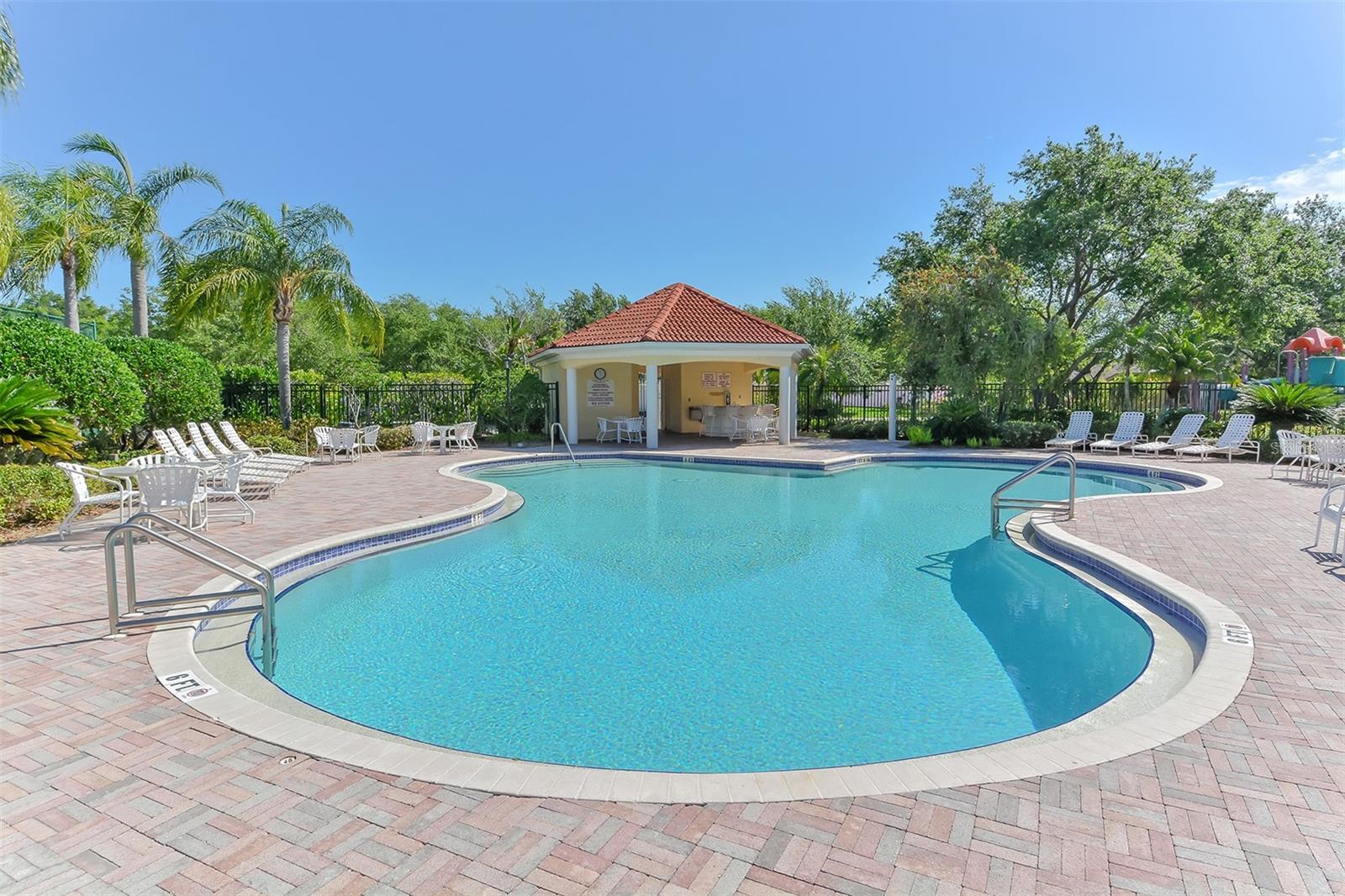 CARLYLE AT VILLAGES OF PALM-AIRE - Residential