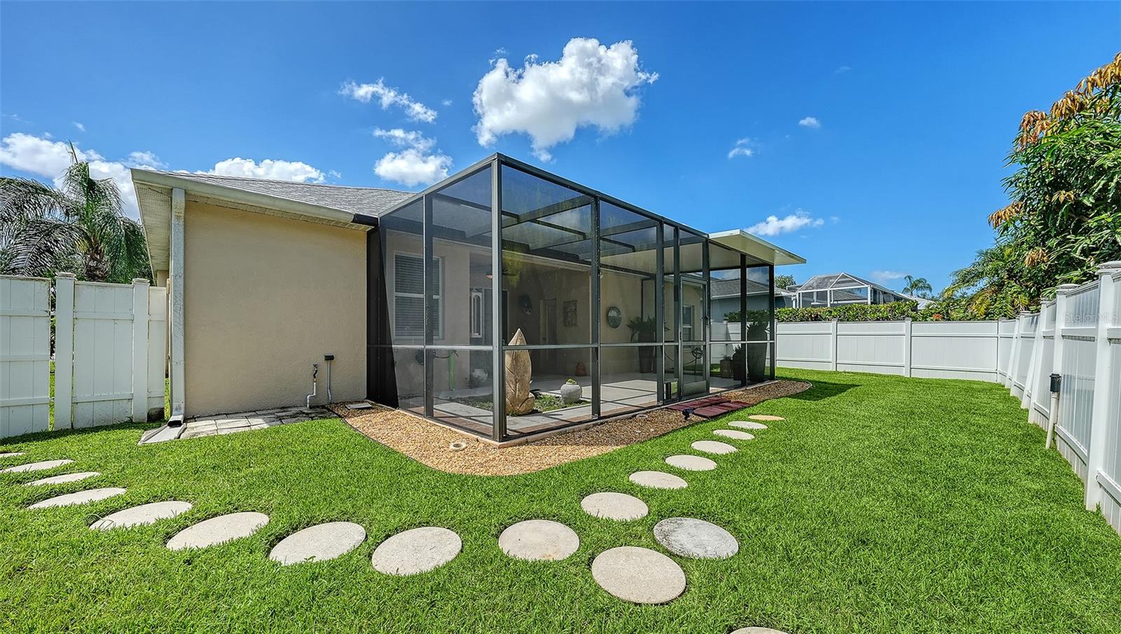 CARLYLE AT VILLAGES OF PALM-AIRE - Residential