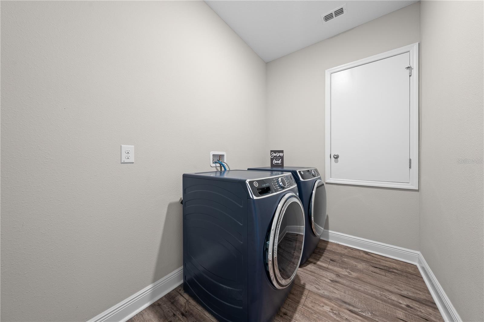 MIRADA PARCELS 20 & 22 REPLAT - Residential