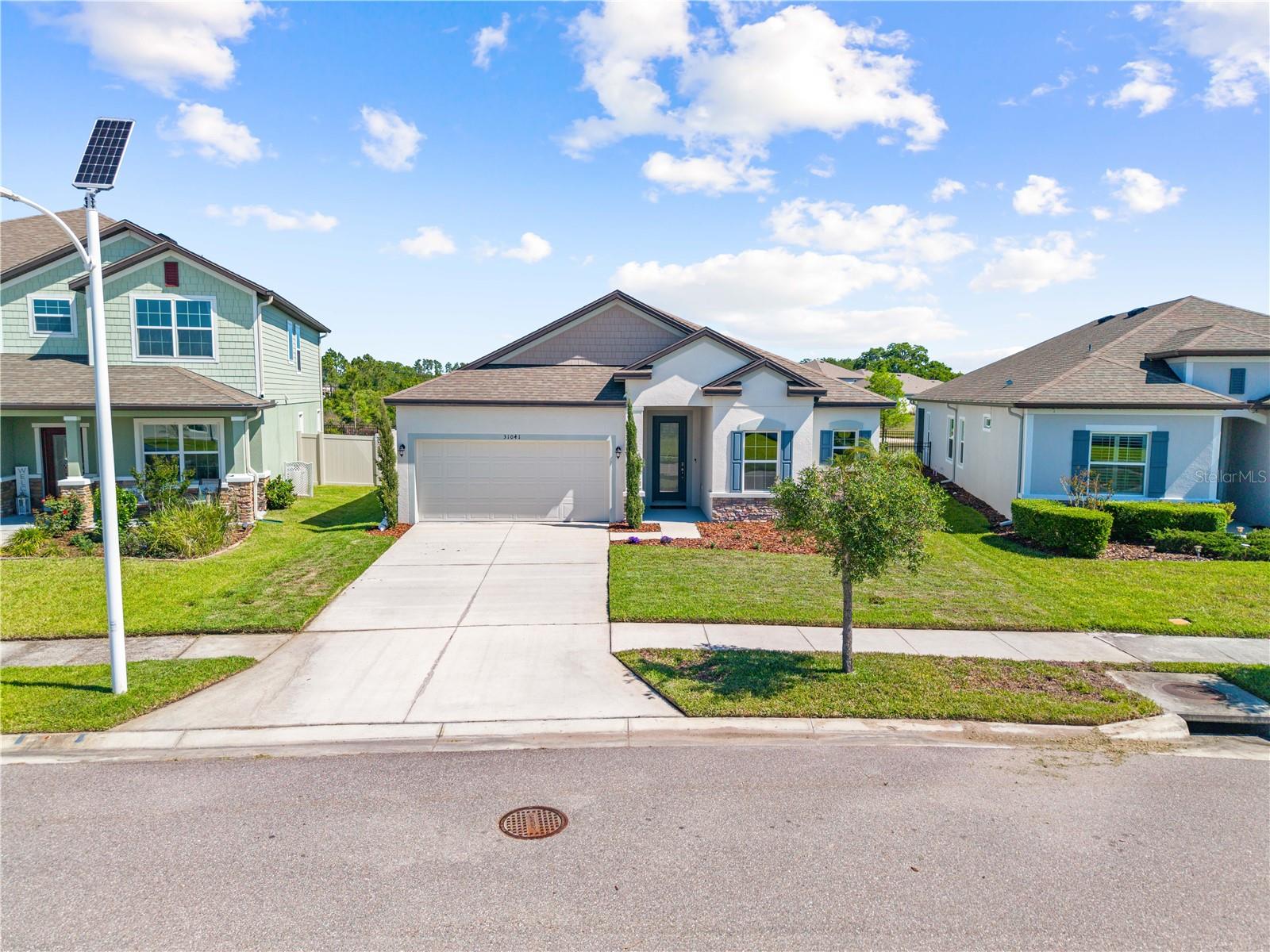 MIRADA PARCELS 20 & 22 REPLAT - Residential