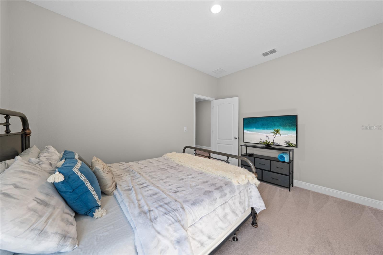 MIRADA PARCELS 20 & 22 REPLAT - Residential