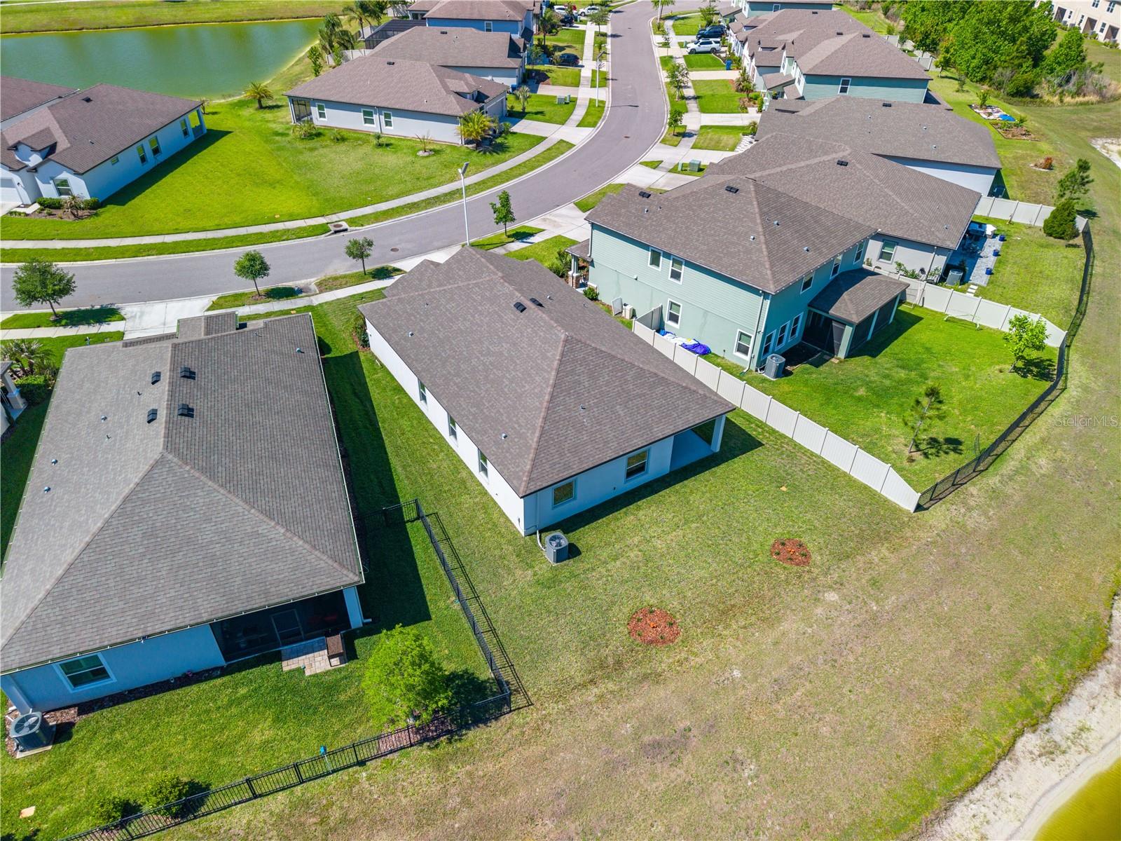 MIRADA PARCELS 20 & 22 REPLAT - Residential