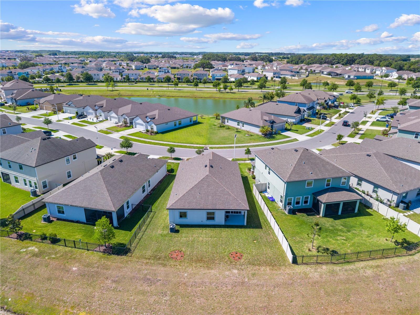 MIRADA PARCELS 20 & 22 REPLAT - Residential