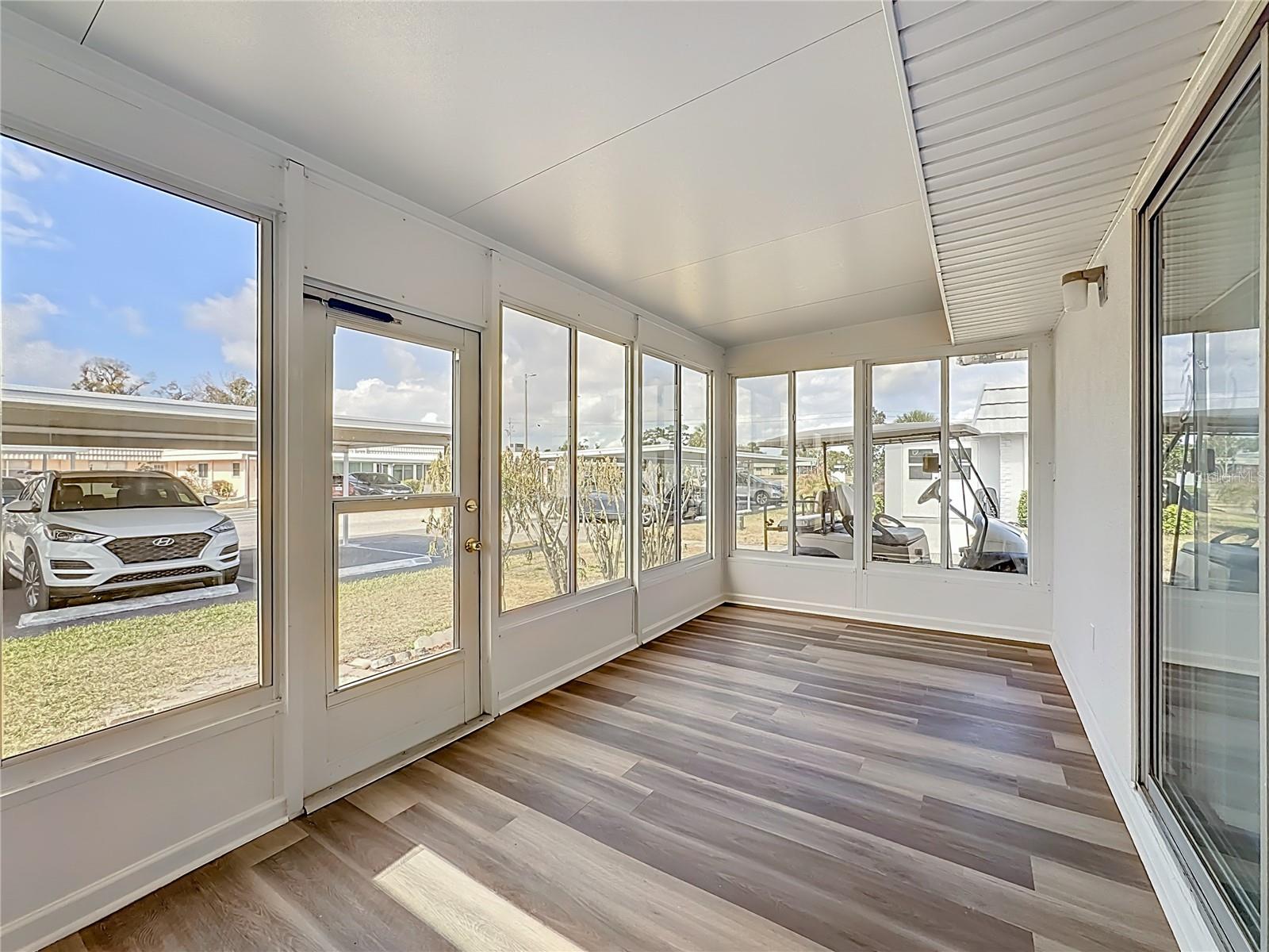 BEDFORD E CONDO - Residential