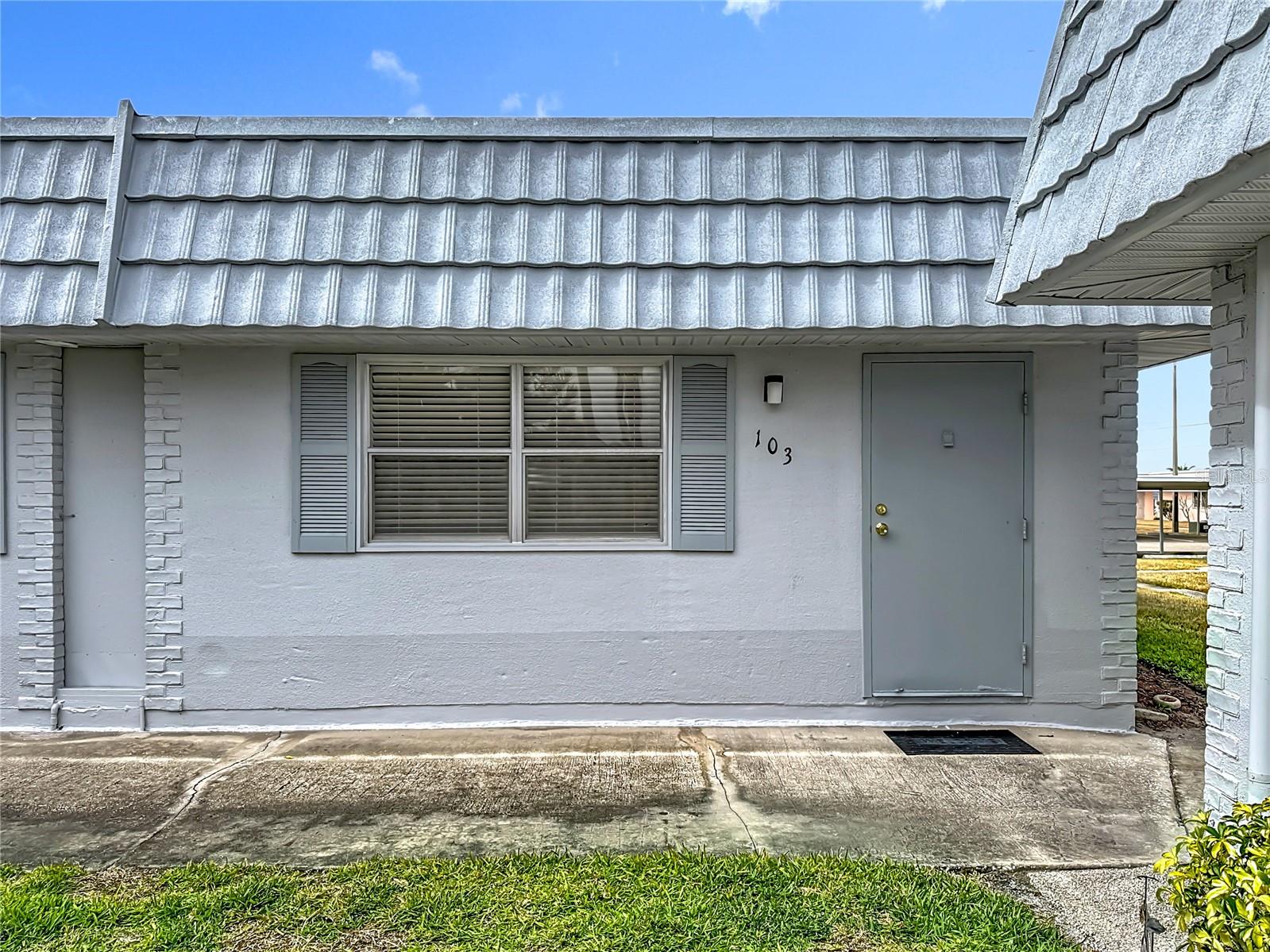 BEDFORD E CONDO - Residential
