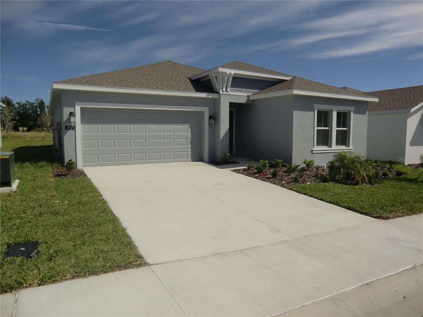 CASCADES PHASES 1A AND 1B PB 193 PG 37-52 BLK 52 L - Residential Lease
