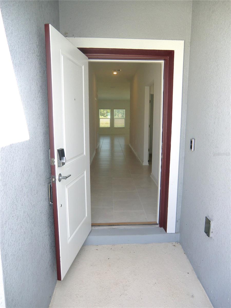 CASCADES PHASES 1A AND 1B PB 193 PG 37-52 BLK 52 L - Residential Lease