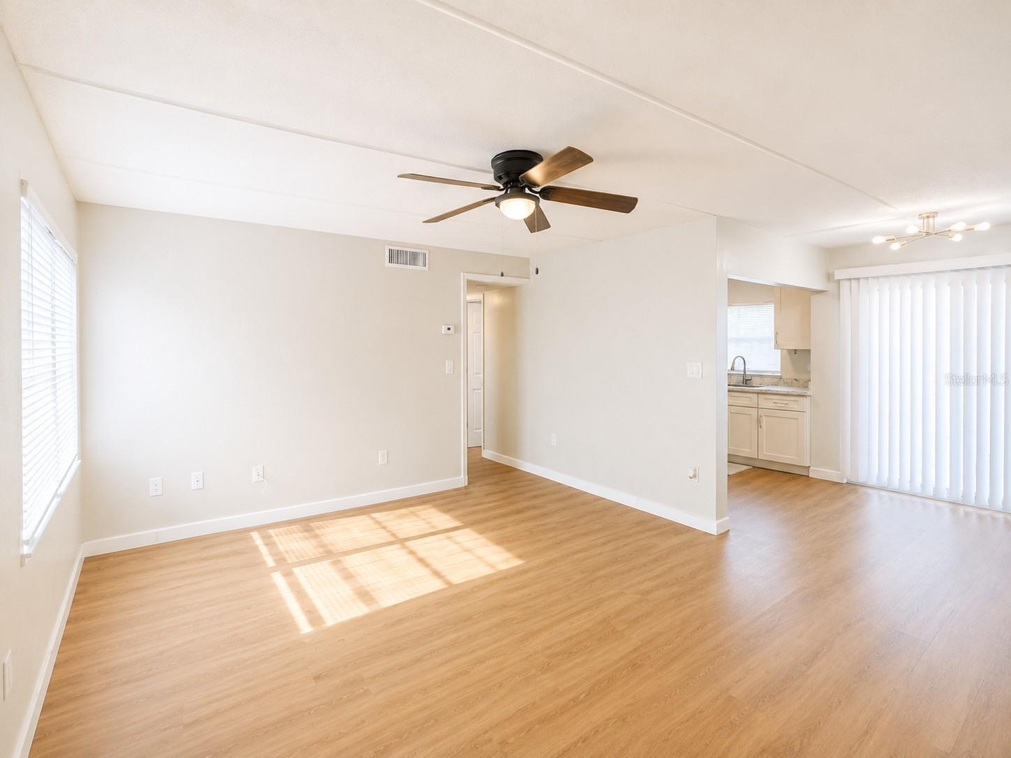COMMODORE PLACE CONDO - Residential