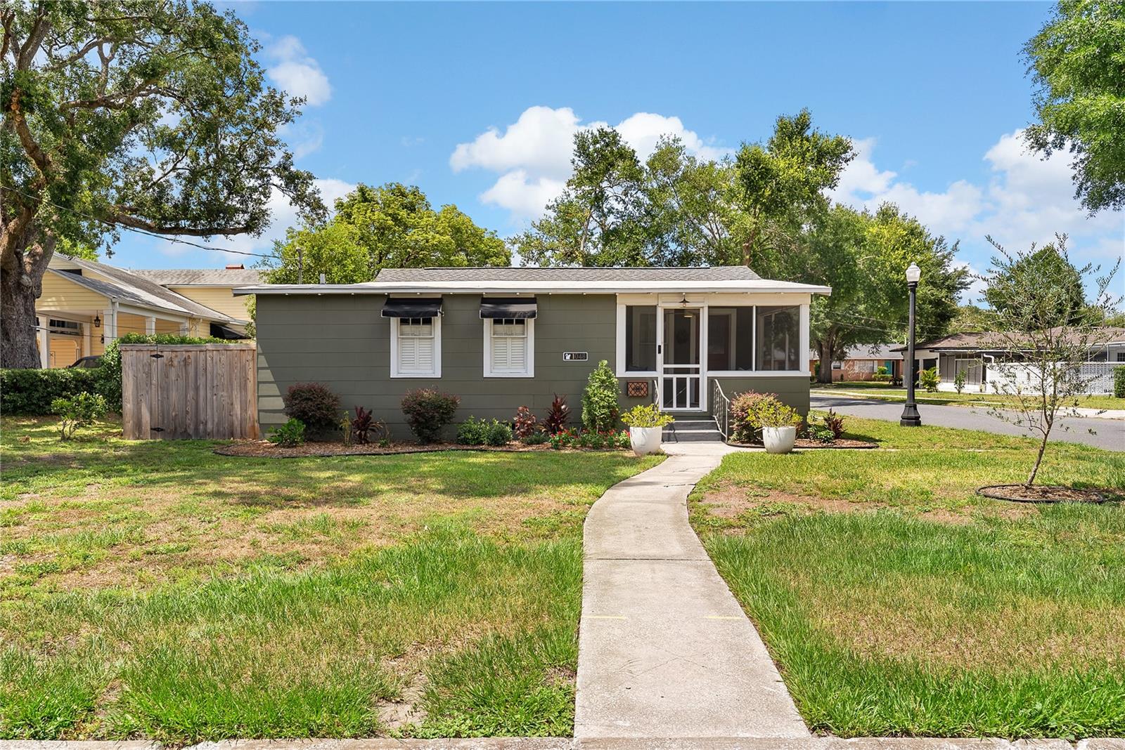 CALVIN & OVERSTREETS ADD - Residential Lease