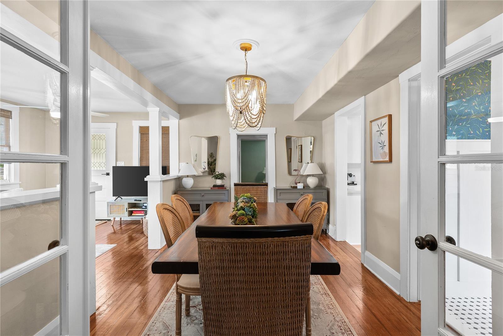 CALVIN & OVERSTREETS ADD - Residential Lease