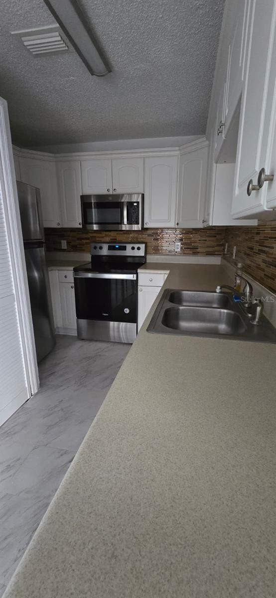 PALM VILLAS CONDO - Residential Lease