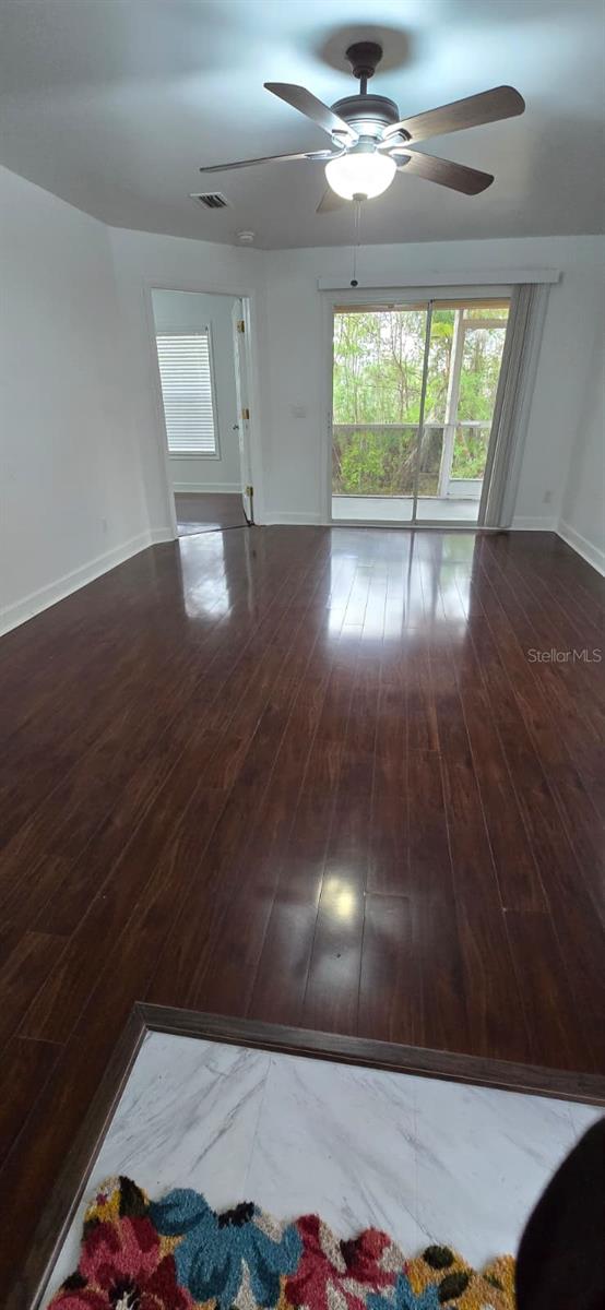 PALM VILLAS CONDO - Residential Lease
