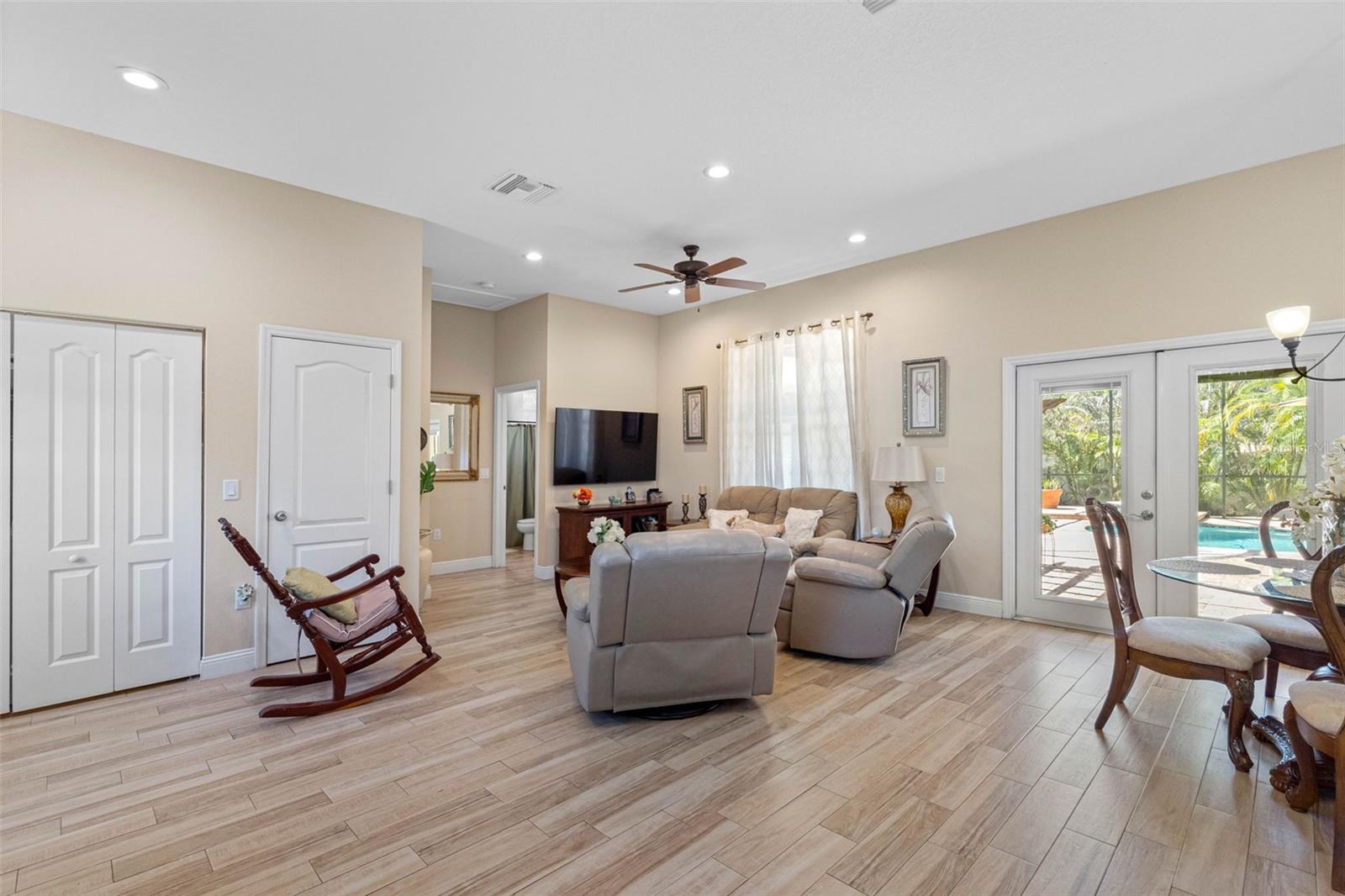UNPLATTED - Residential